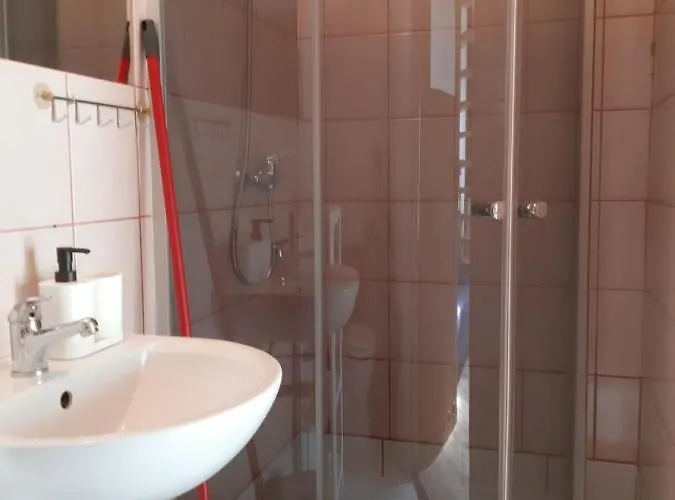 Üdülőközpont Owr Przystan *